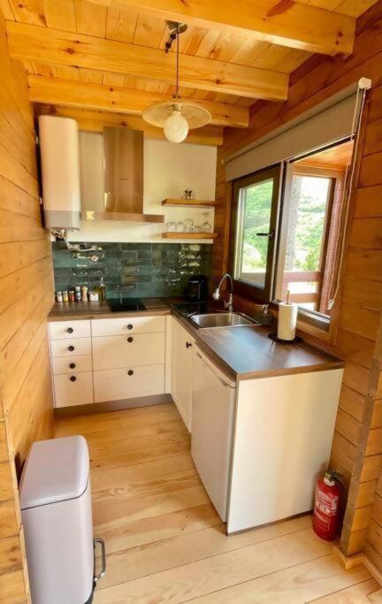 Luxuszelt Mountain Eco Shelter 8 *